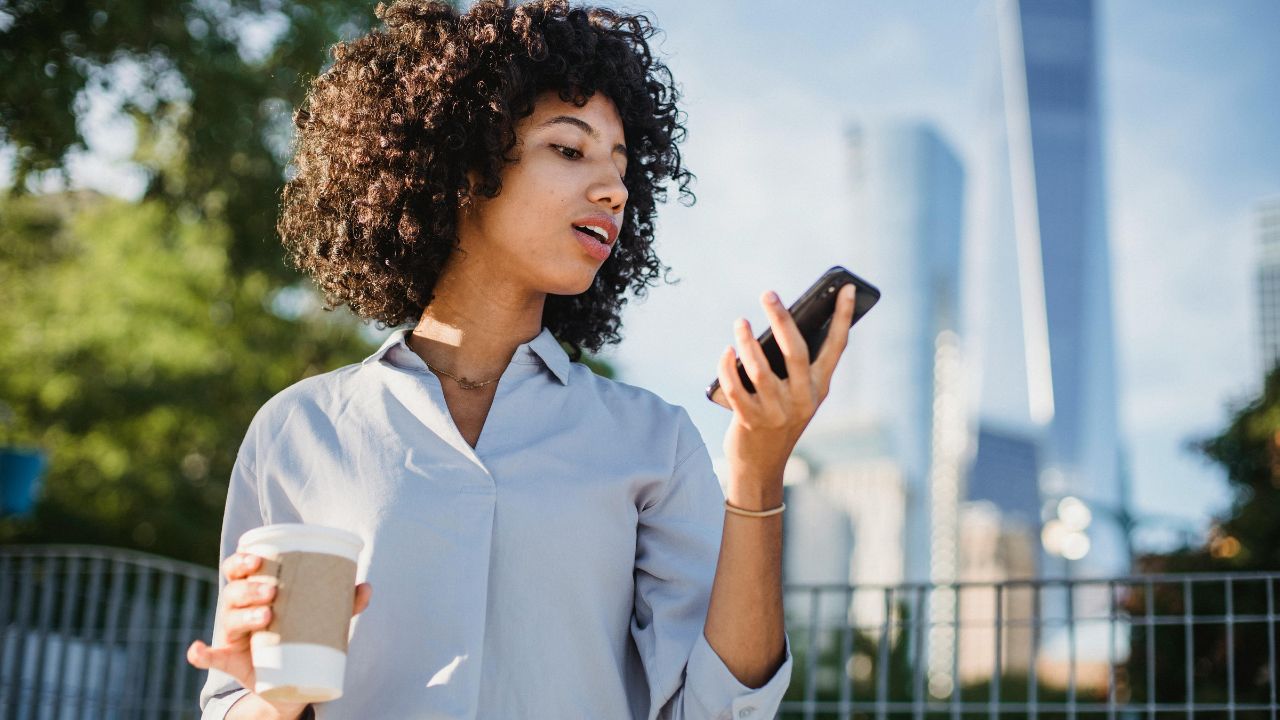 Como esvaziar a lixeira do meu telefone Oppo?